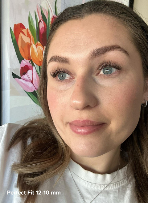 Perfect Fit Cluster Lashes – Naturliga och lätta fransar i segment för en mjuk och diskret fransförlängning hemma