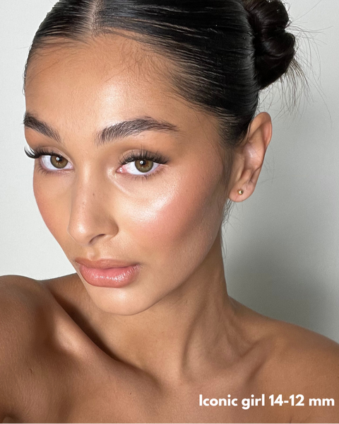 Iconic Girl 14–12 mm från ByWonderLash – fylliga, återanvändbara lösögonfransar med salongskänsla för fransförlängning hemma.