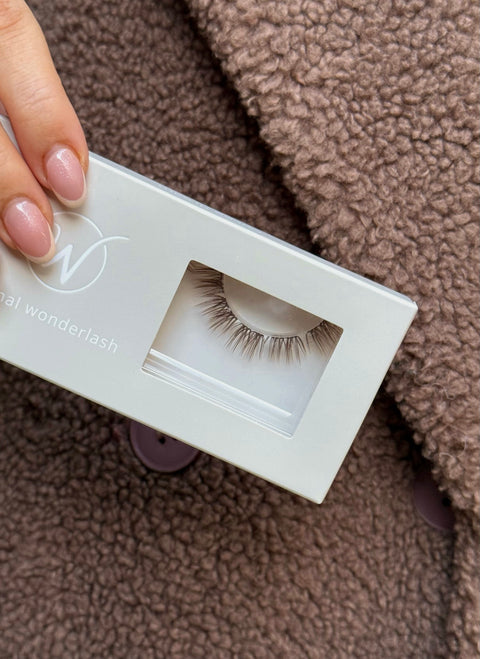 Förklippta bruna lösögonfransar Cocoa Dream med 13 mm längd