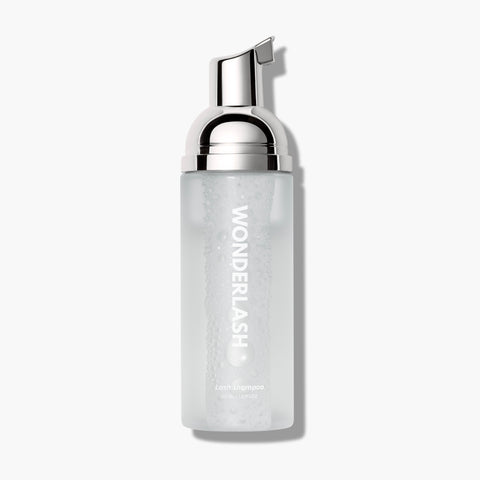 Skonsam Lash Shampoo för rena och välvårdade fransar hemma