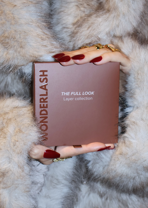 Fylliga lösögonfransar med maximal volym, The Full Look box för intensiv och tät franslinje